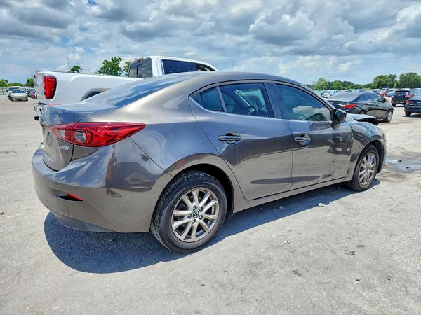 2017 MAZDA 3 Sport