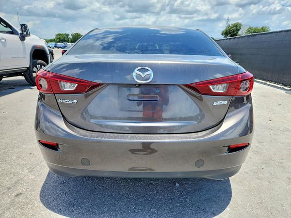 2017 MAZDA 3 Sport