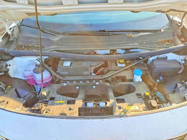 2024 VOLKSWAGEN ID.4 S — Engine bay