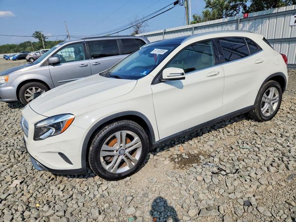 2015 MERCEDES-BENZ GLA