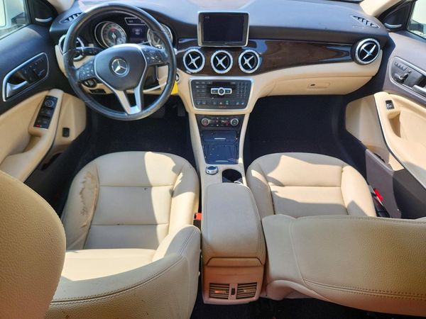 2015 MERCEDES-BENZ GLA