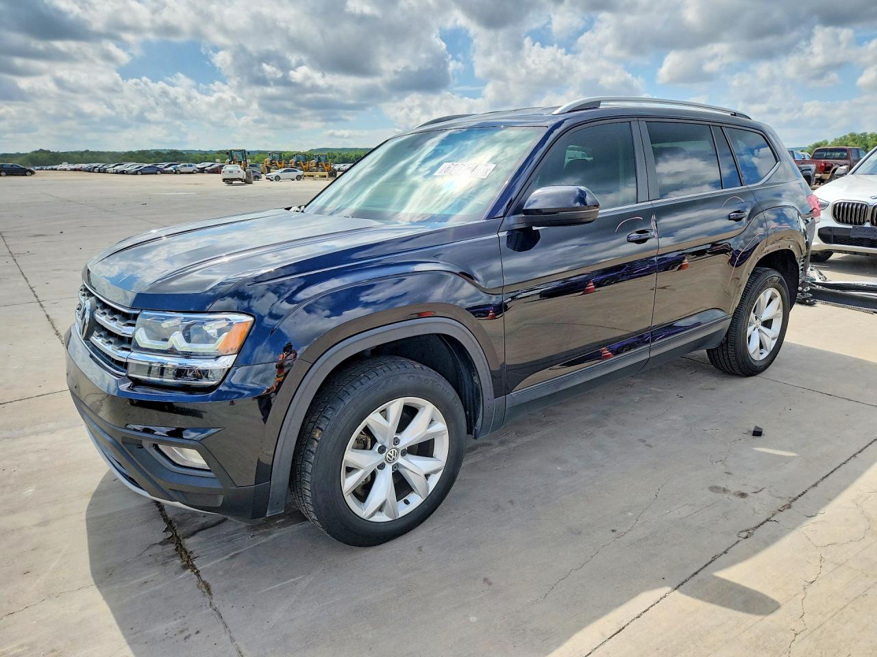 2018 VOLKSWAGEN ATLAS 4Motion SE