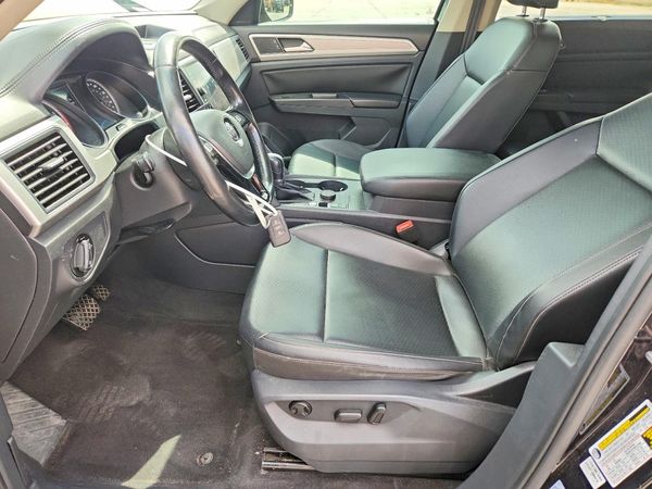 2018 VOLKSWAGEN ATLAS 4Motion SE