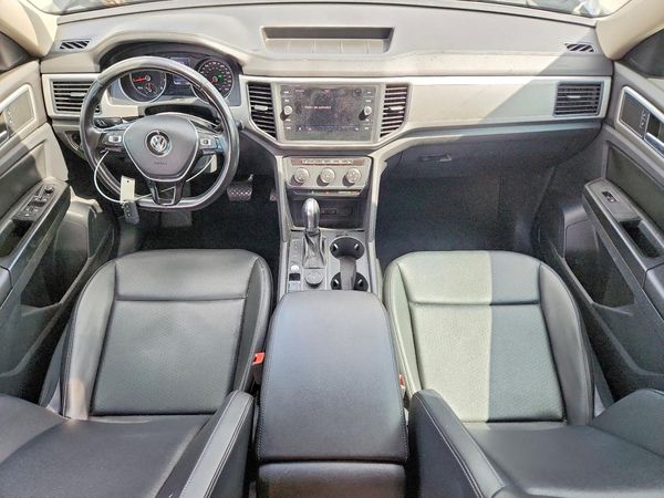 2018 VOLKSWAGEN ATLAS 4Motion SE