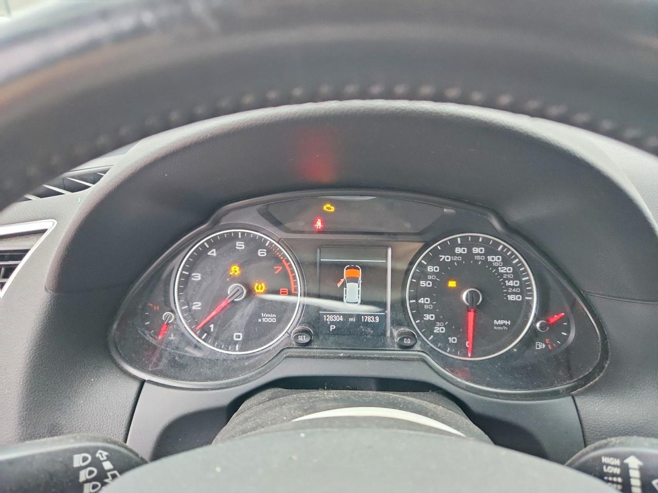 2013 AUDI Q5 Premium Plus