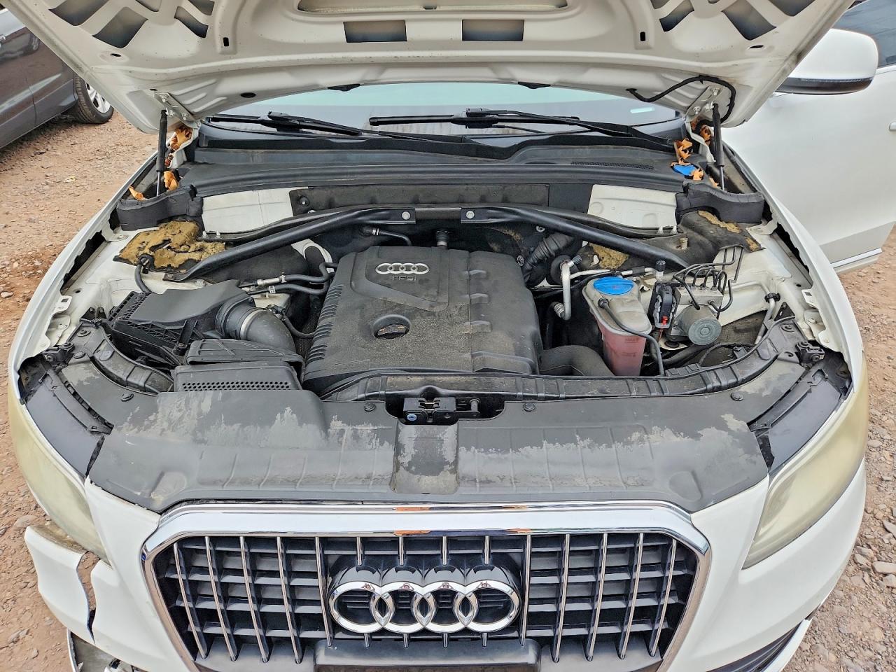 2013 AUDI Q5 Premium Plus