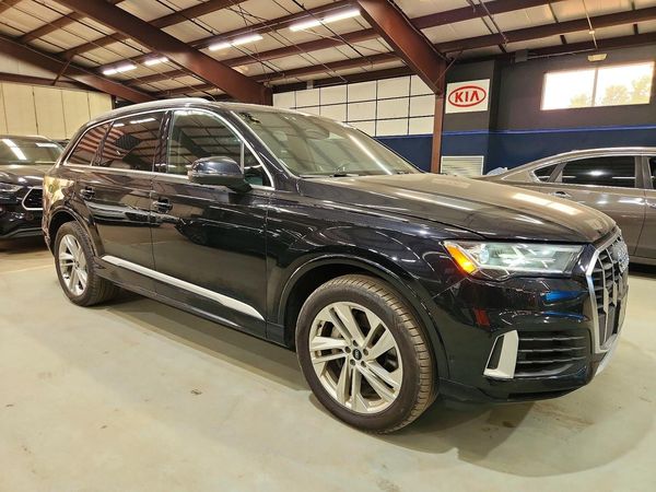 2021 AUDI Q7 quattro Premium