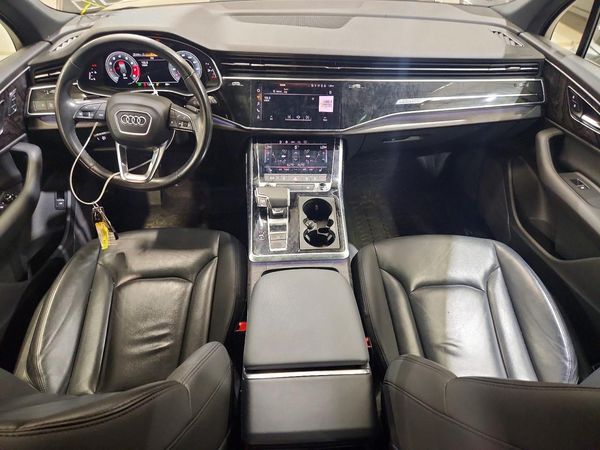 2021 AUDI Q7 quattro Premium
