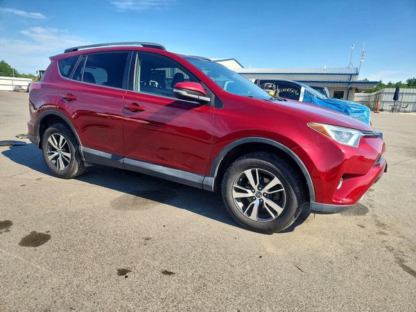 2018 TOYOTA RAV4 Adventure/XLE