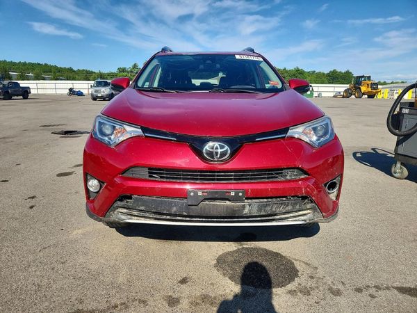 2018 TOYOTA RAV4 Adventure/XLE