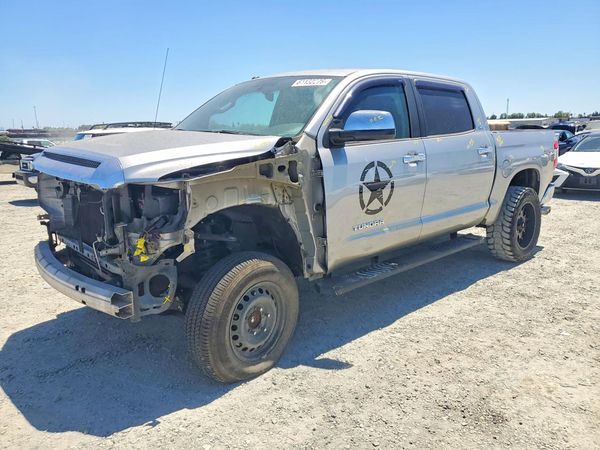 2015 TOYOTA TUNDRA SR5 Grade