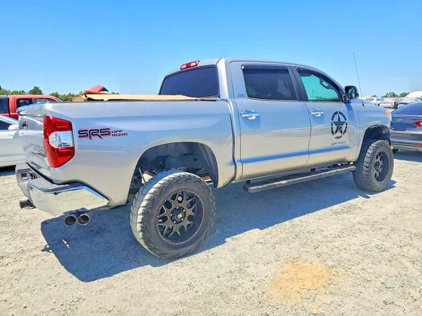 2015 TOYOTA TUNDRA SR5 Grade