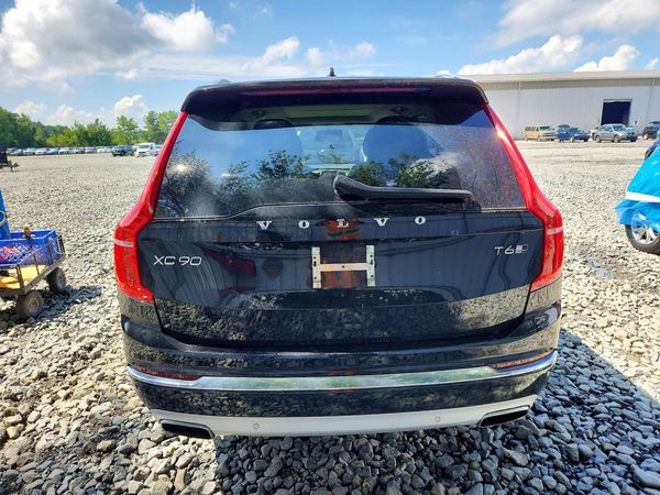 2020 VOLVO XC90