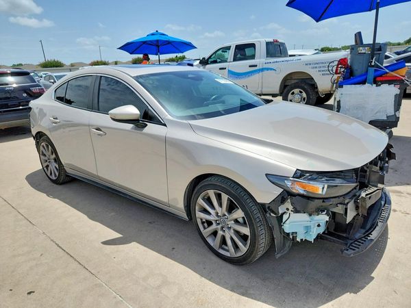 2024 MAZDA 3 Preferred Package