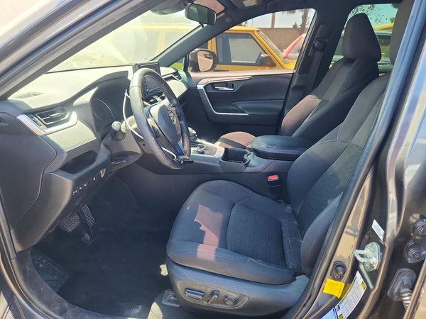 2022 TOYOTA RAV4 SE