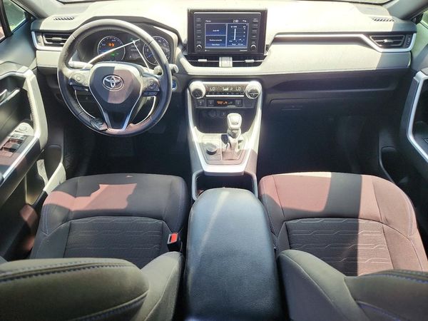 2022 TOYOTA RAV4 SE
