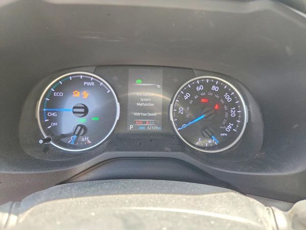 2022 TOYOTA RAV4 SE