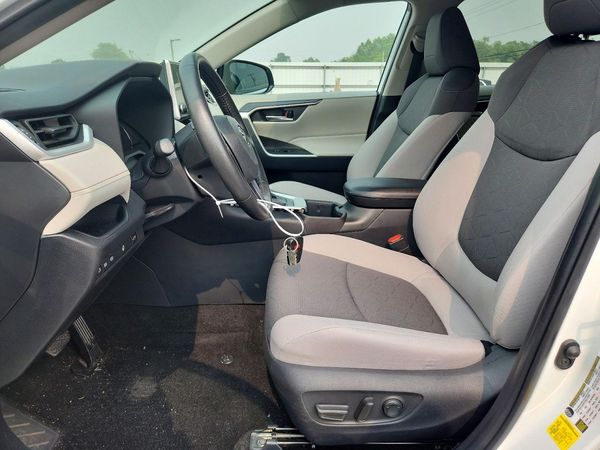 2025 TOYOTA RAV4