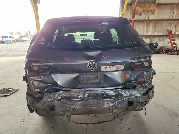 2020 VOLKSWAGEN TIGUAN S