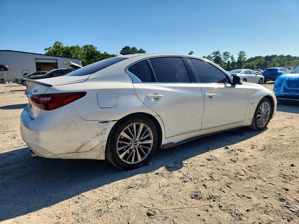2018 INFINITI Q50