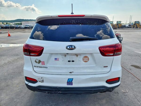 2019 KIA SORENTO L, LX, S