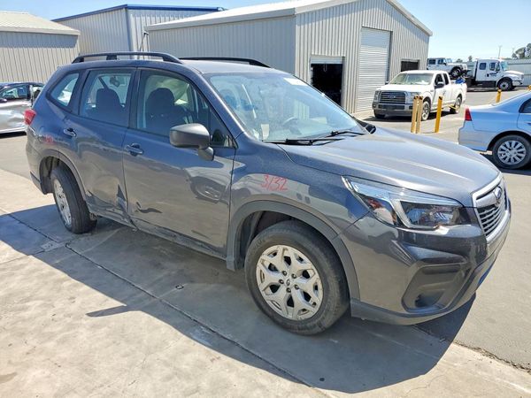 2021 SUBARU FORESTER Base