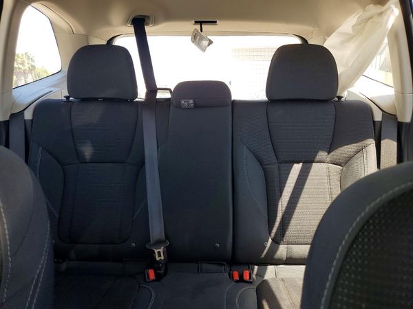 2021 SUBARU FORESTER Base