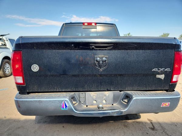 2020 RAM 1500 CLASSIC SLT