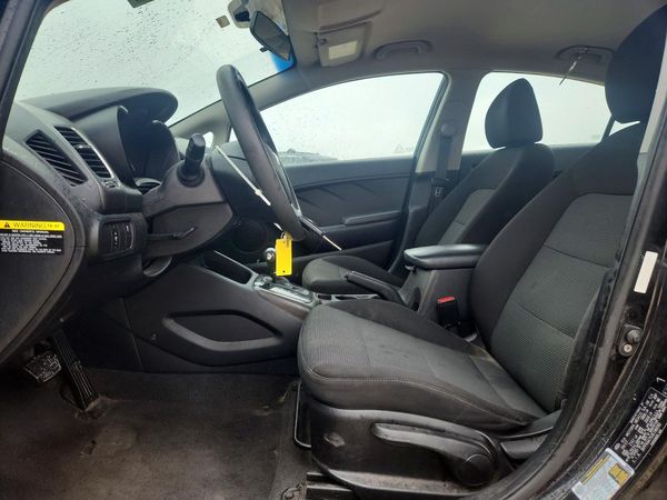 2018 KIA FORTE LX Base