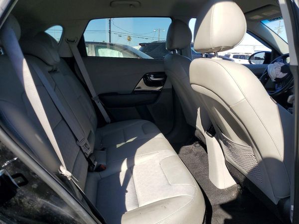 2021 KIA NIRO EX