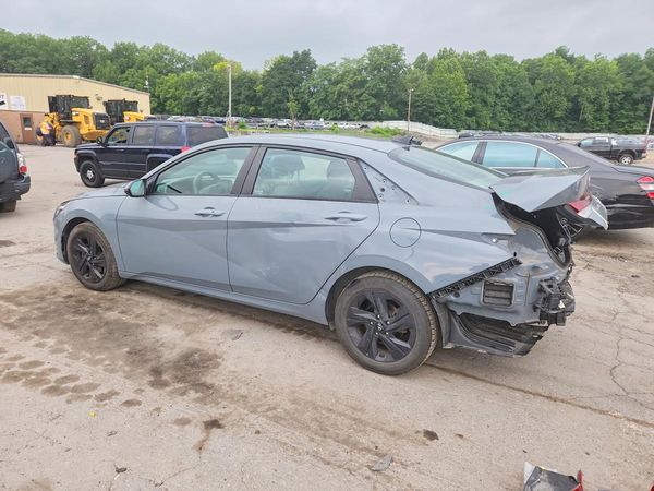 2021 HYUNDAI ELANTRA