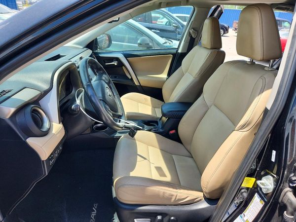 2015 TOYOTA RAV4