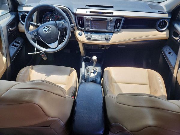 2015 TOYOTA RAV4