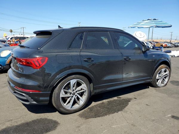 2025 AUDI Q3 S Line quattro Premium