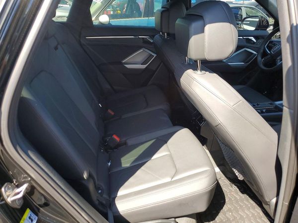 2025 AUDI Q3 S Line quattro Premium