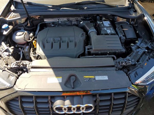 2025 AUDI Q3 S Line quattro Premium