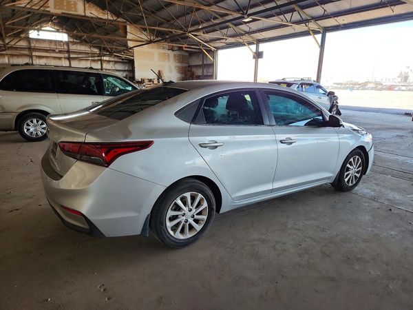 2019 HYUNDAI ACCENT SE and SEL