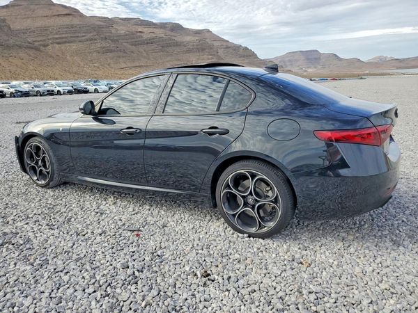 2022 ALFA ROMEO GIULIA TI RWD