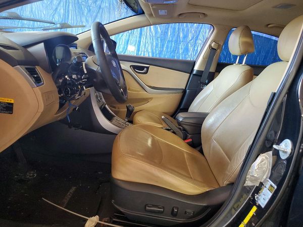 2013 HYUNDAI ELANTRA
