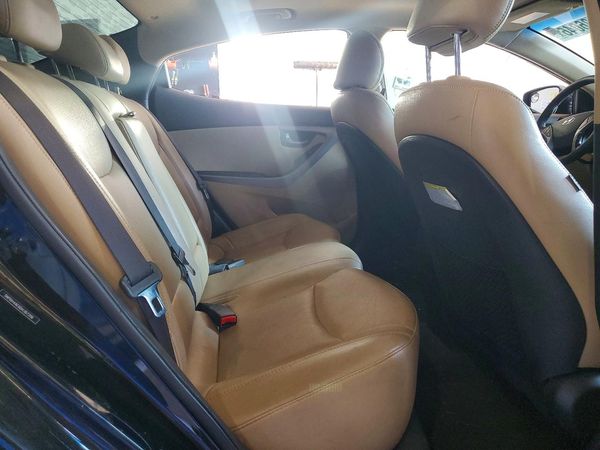 2013 HYUNDAI ELANTRA