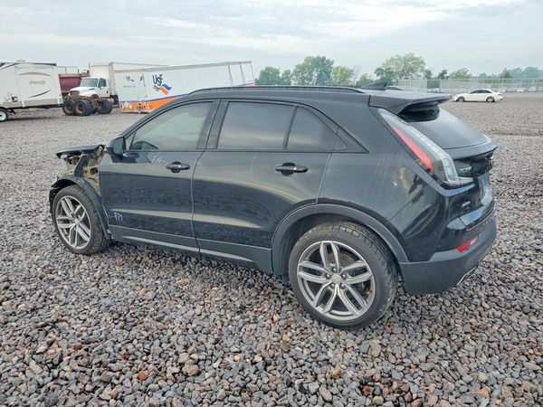 2019 CADILLAC XT4 Sport