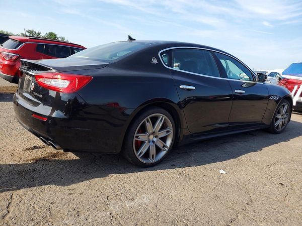 2018 MASERATI QUATTROPORTE Essence