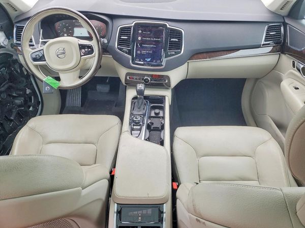 2016 VOLVO XC90 SV42 Momentum