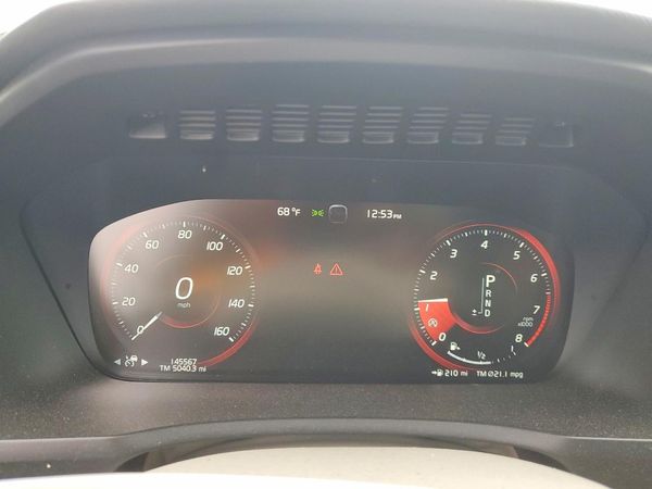 2016 VOLVO XC90 SV42 Momentum