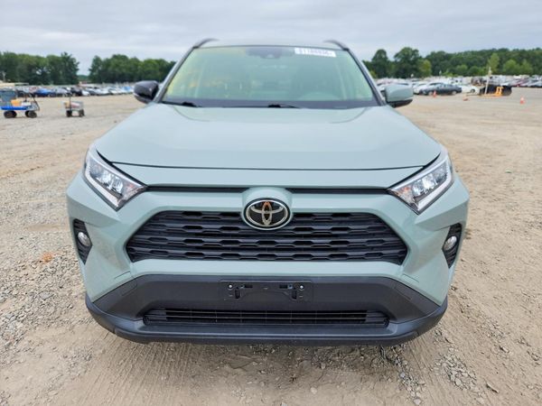 2019 TOYOTA RAV4 XLE / XLE Premium 4WD
