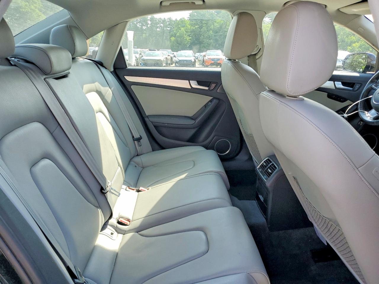 2015 AUDI A4 quattro Premium Plus