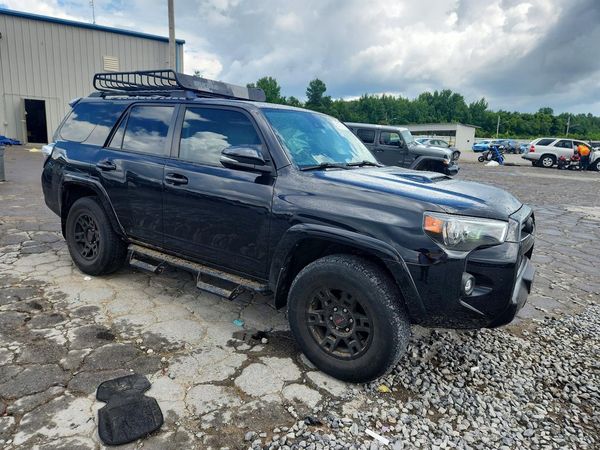 2021 TOYOTA 4RUNNER