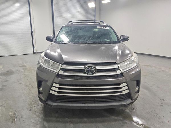 2018 TOYOTA HIGHLANDER SE/XLE