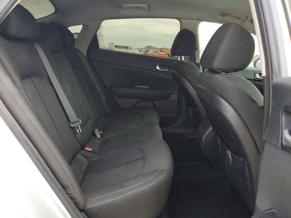 2016 KIA OPTIMA GL