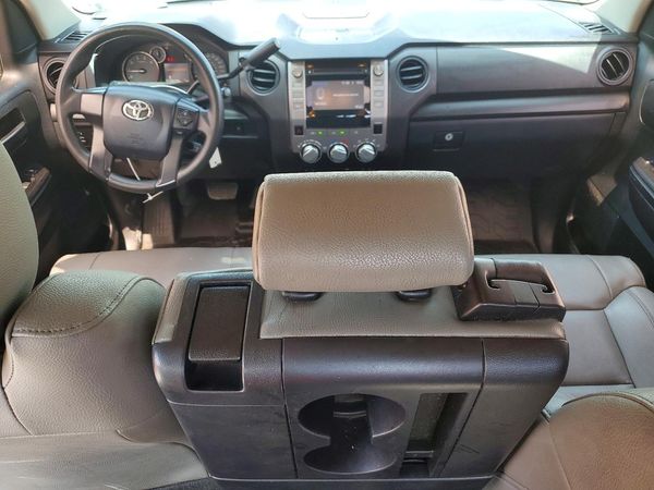 2017 TOYOTA TUNDRA SR/SR5